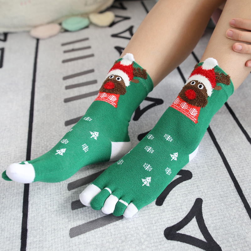 Christmas Toe Socks In Tube Female Cotton Dongkuan Cartoon Christmas Socks Absorb Sweat Warm Toe Socks